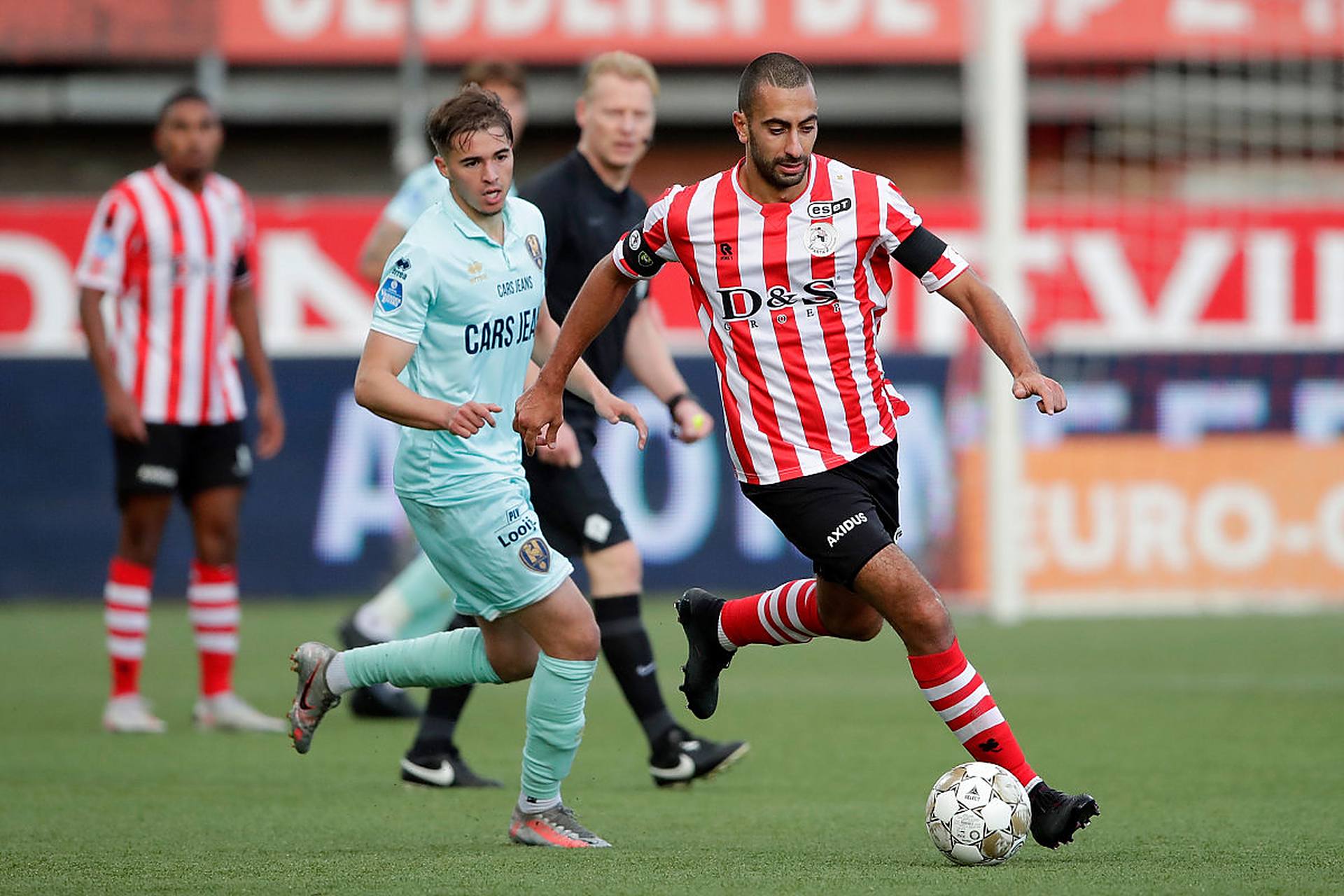 不同于个人 不同于个人