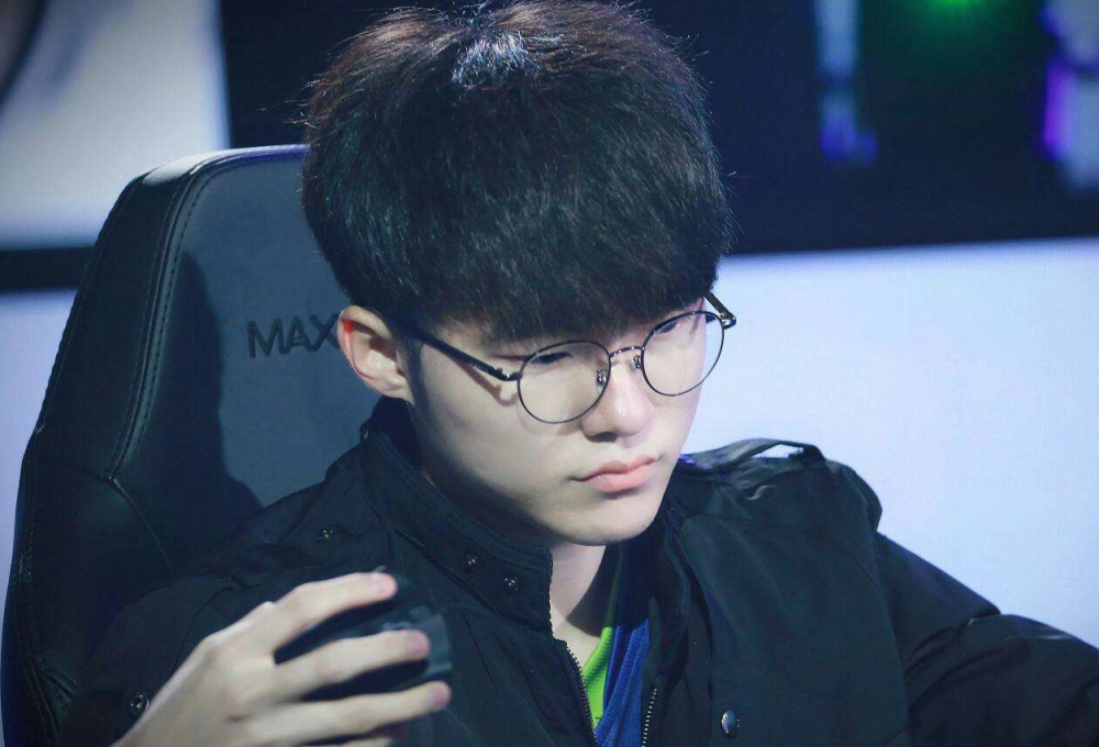 导致队伍内 导致队伍内