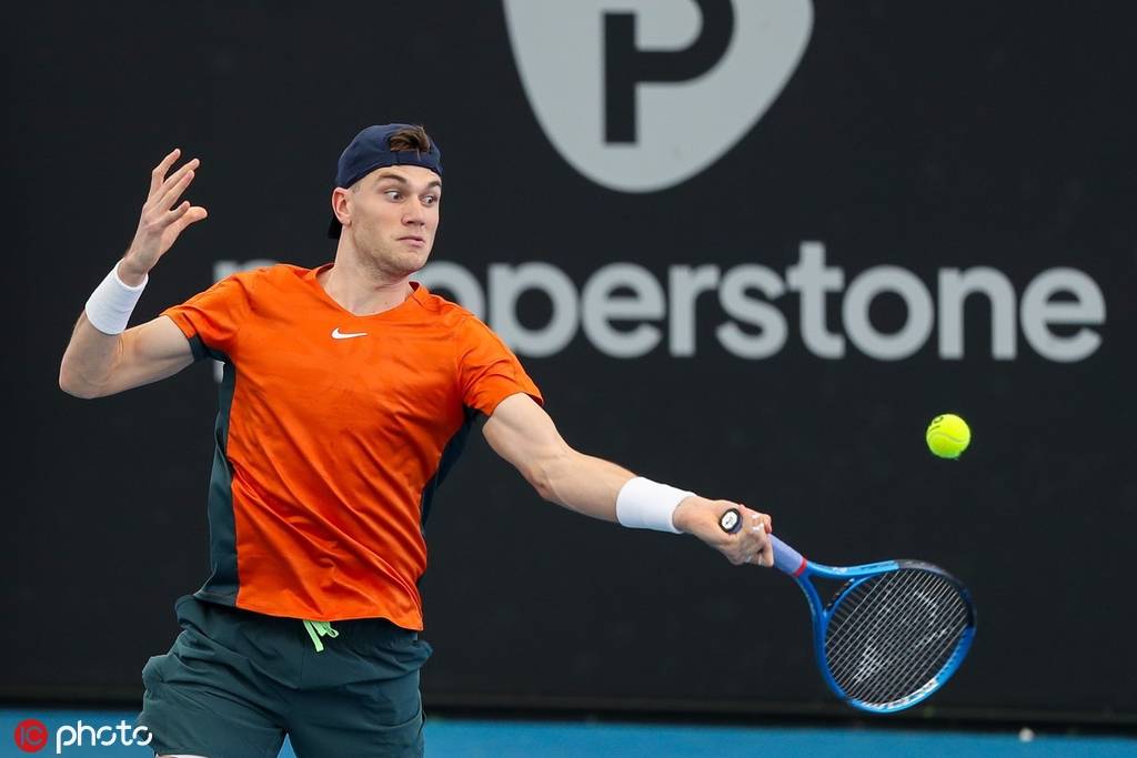 的同龄球员 的同龄球员