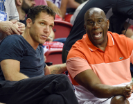 边路纵深 边路纵深